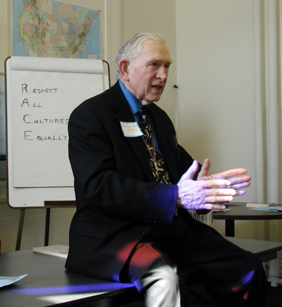 Rev. Robert Graetz 2005 speaking to an Even Start Class Lancaster Ohio Photo Mary van Balen